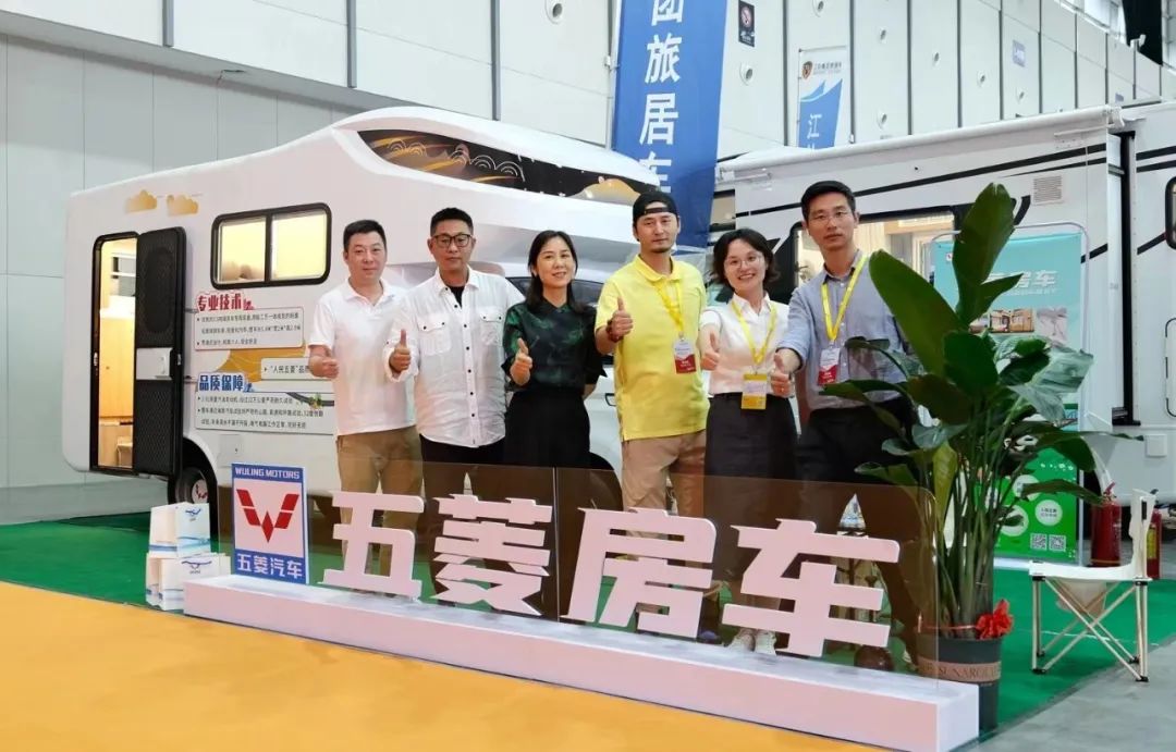 1733712086284585.jpg 1733712086284585.jpg